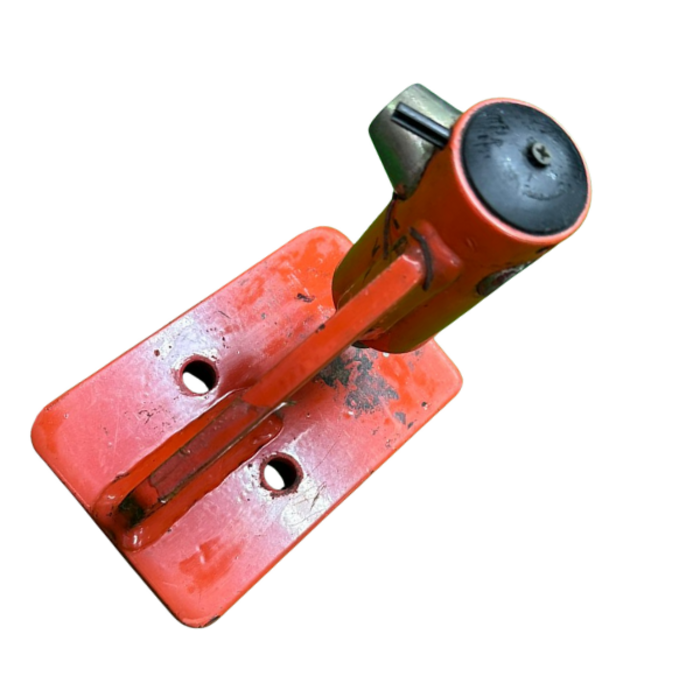 VEH16695 BREAKER/BENCH CHAIN 705-33