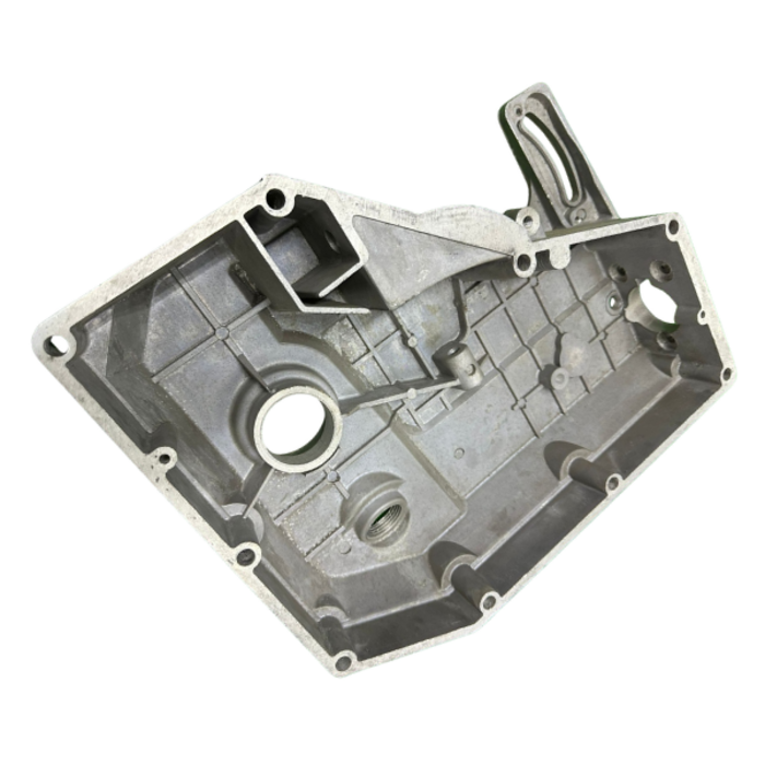 VEH17811 COVER/CRANKCASE ZH1115-25