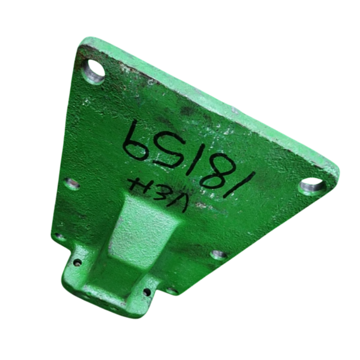 VEH18159 BRACKET/FRONT PLATE #116