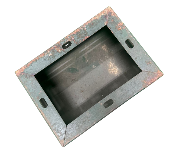 VEH12229 BOX/CONNECTION #6--WNR