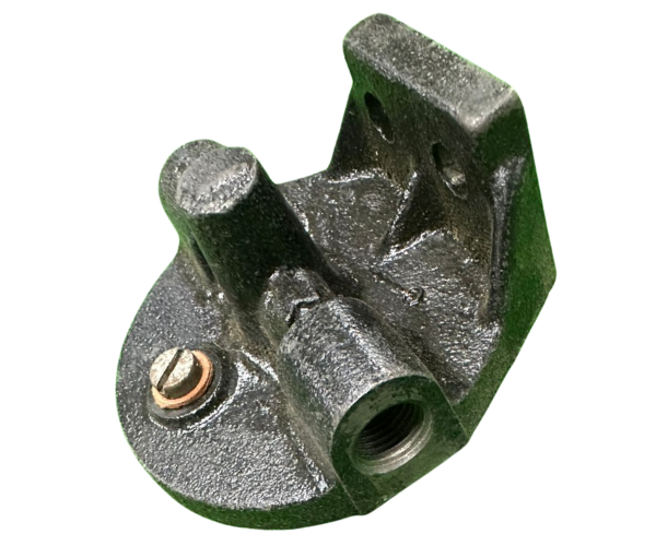 VEH18049 COVER/FUEL FILTER BODY 7.5--WNR