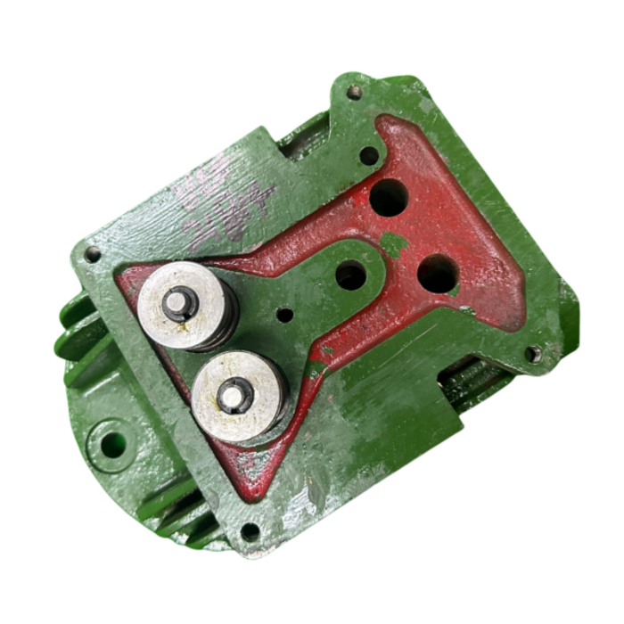 VEH21814 HEAD/CYLINDER COMPLETE 8HP A/C #1052