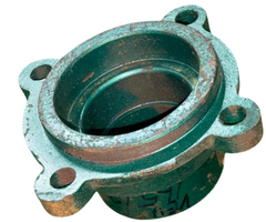 VEH16512 COVER/BEARING RIGHT #6 7GJ