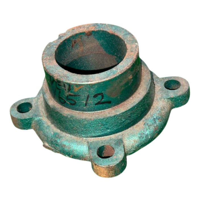 VEH16512 COVER/BEARING RIGHT #6 7GJ