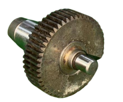 VEH17715 GEAR/SHAFT 2610-992-588