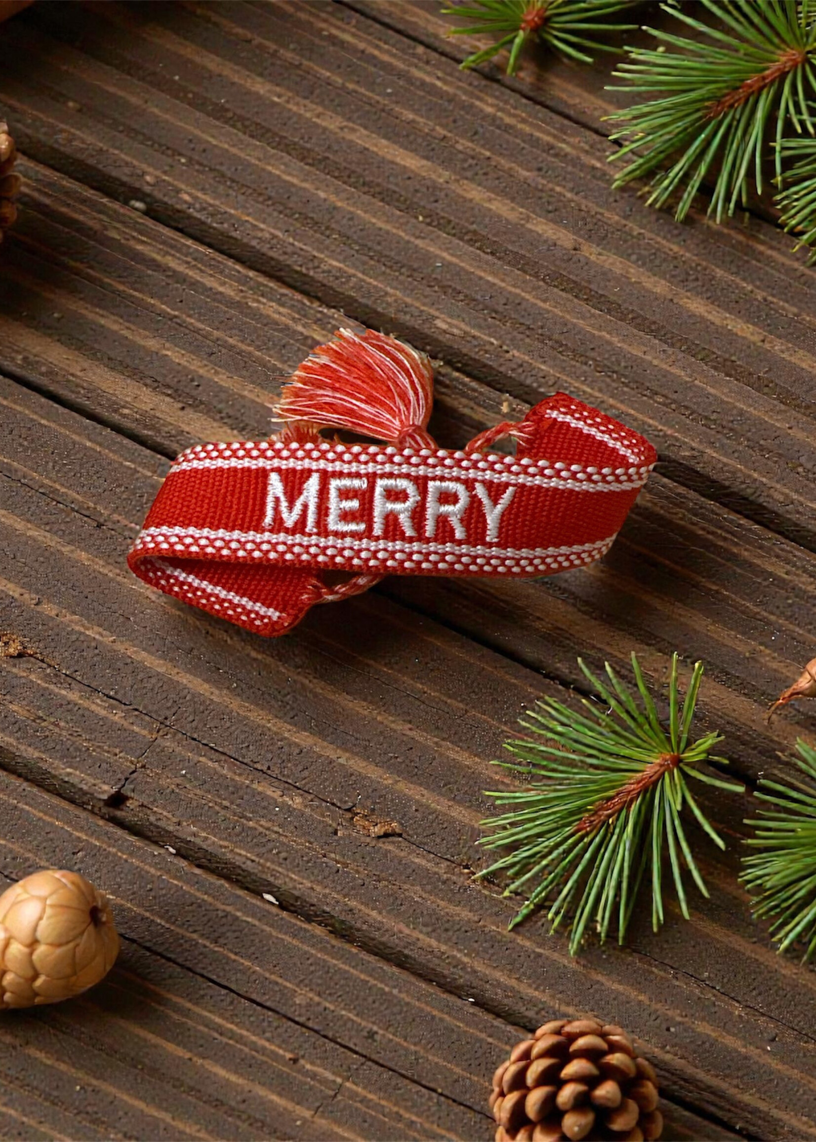 Fan Glam MERRY Tassel Bracelet