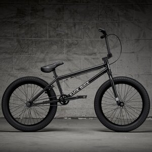 Kink Curb Midnight Black