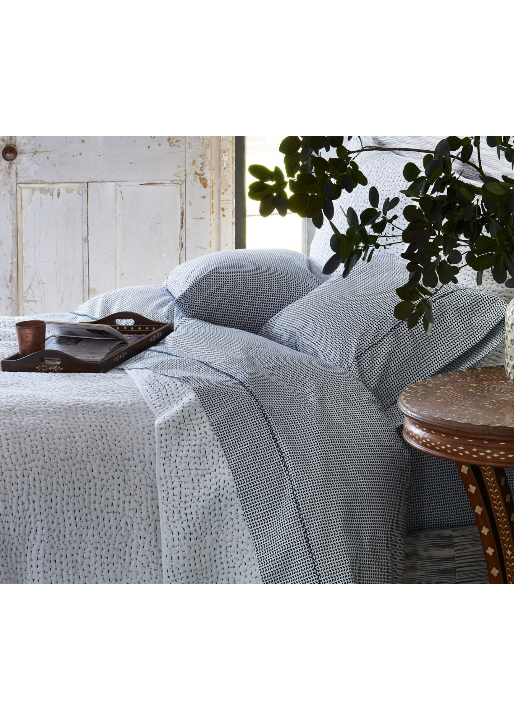 John Robshaw Cinde Indigo Sheet Set