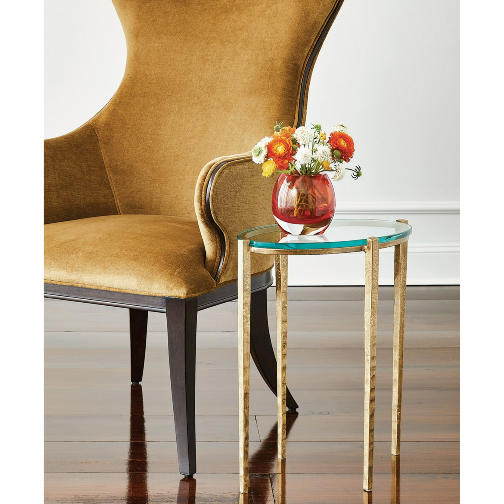 Global Views Petite Oval Table