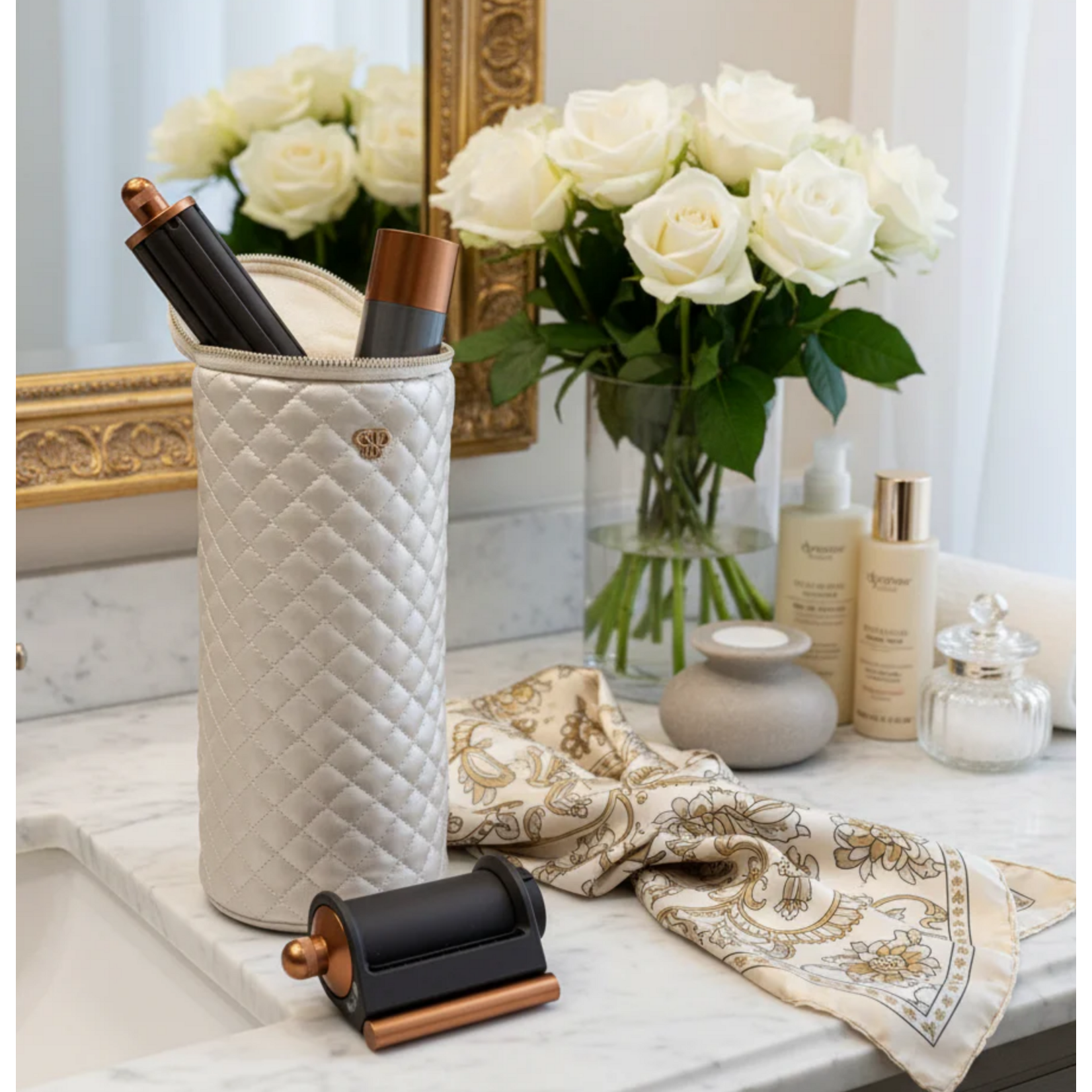 Pursen Hot Tool Holder Pearl Quilted