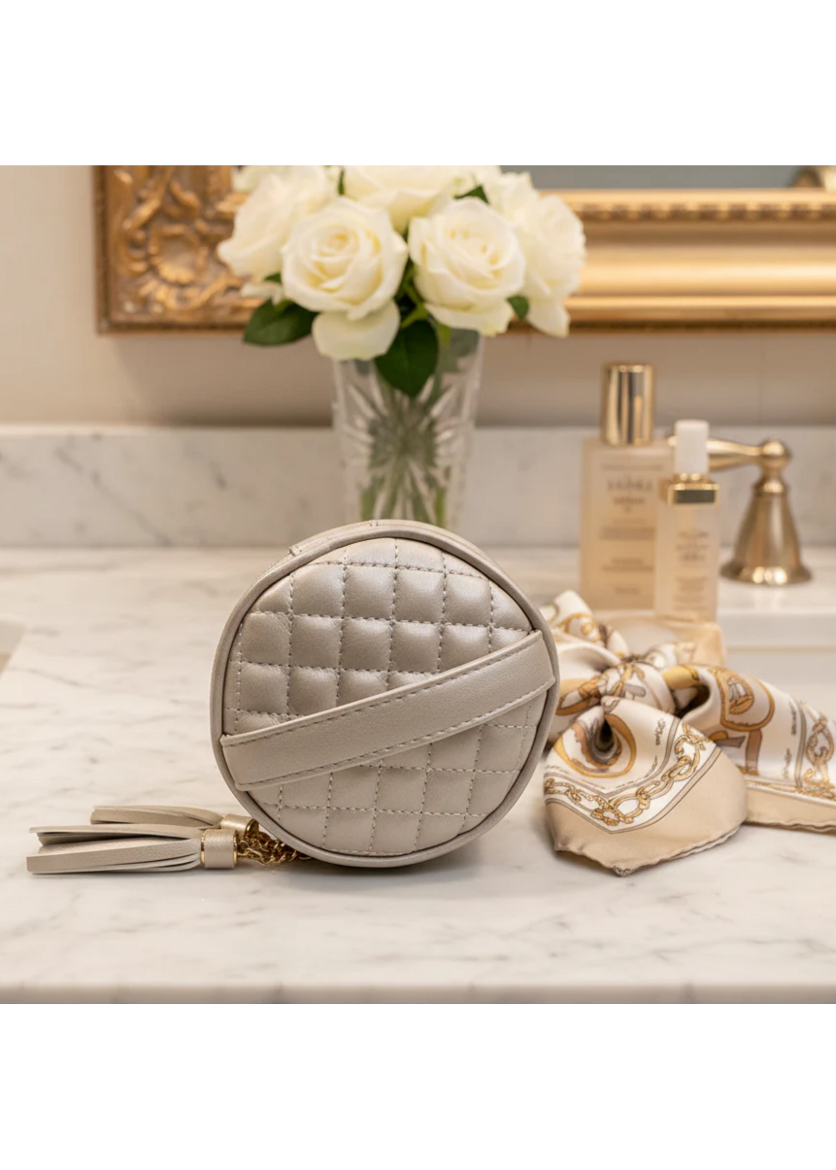 Pursen Hot Tool Holder Pearl Quilted