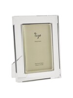 Lucite Frame 4x6 w/ Clear Border