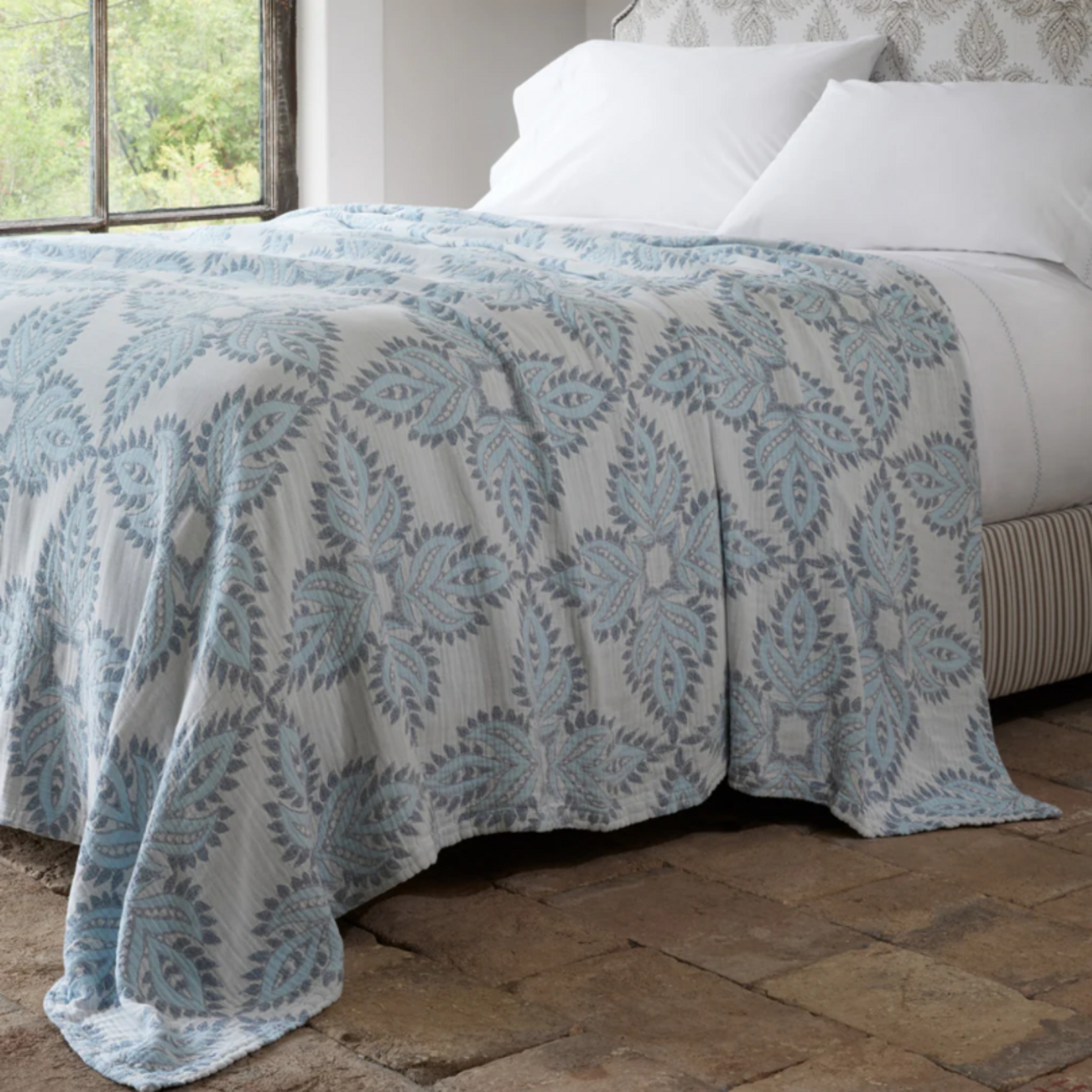 John Robshaw John Robshaw Dasati Lapis Blanket Full/Queen