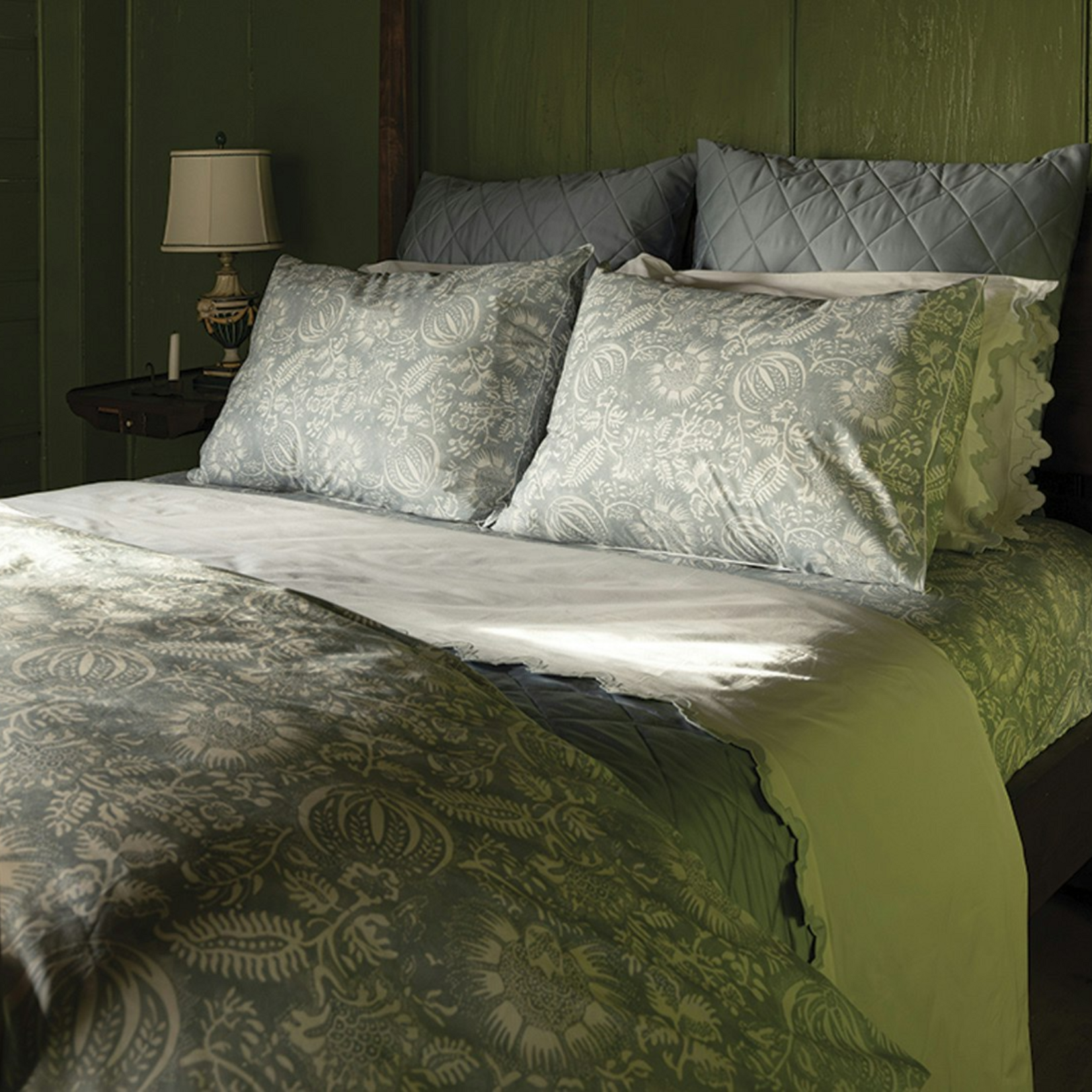 Matouk Matouk Granada Sham Hazy Blue