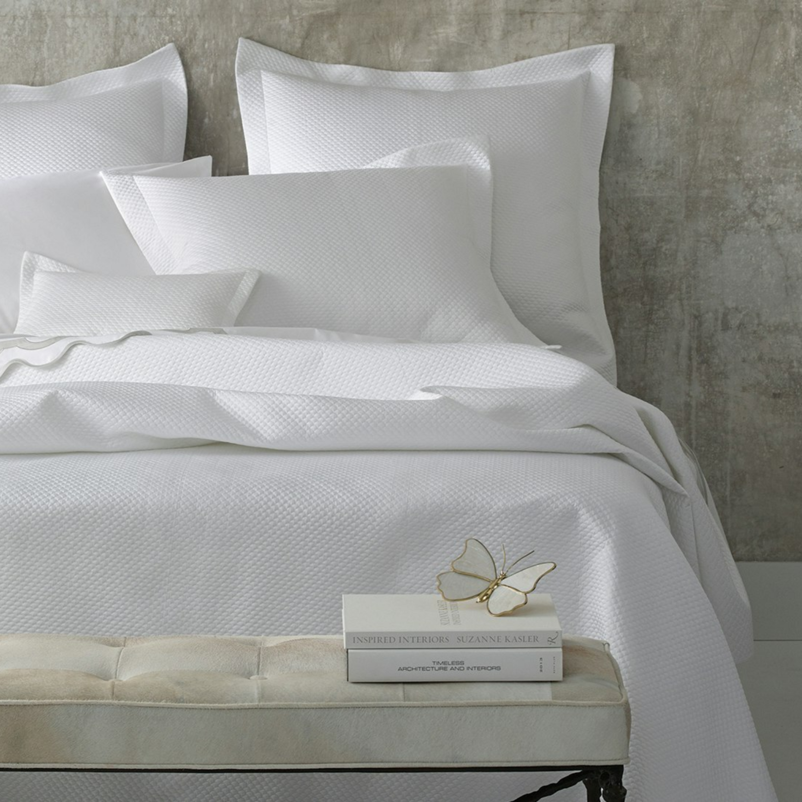 Matouk Matouk Alba Quilted Standard Sham White