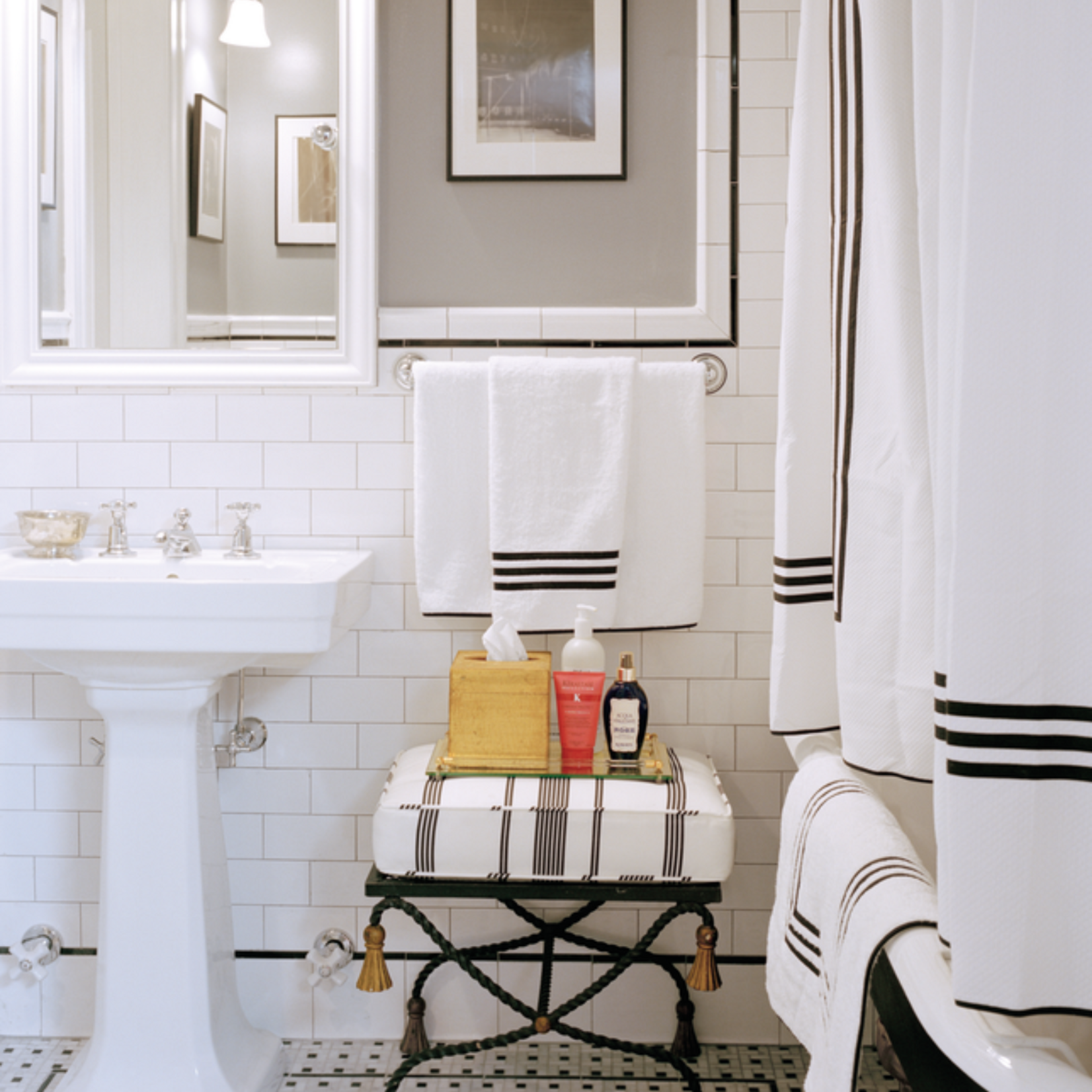 Matouk Matouk Newport Shower Curtain in Cotton - 72x72