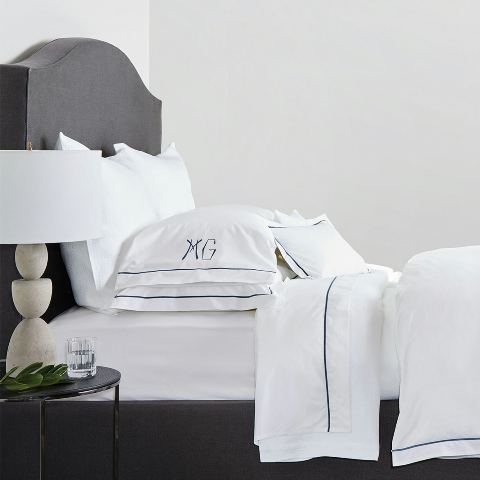 Matouk Matouk  Bergamo  Fitted  Sheet King White