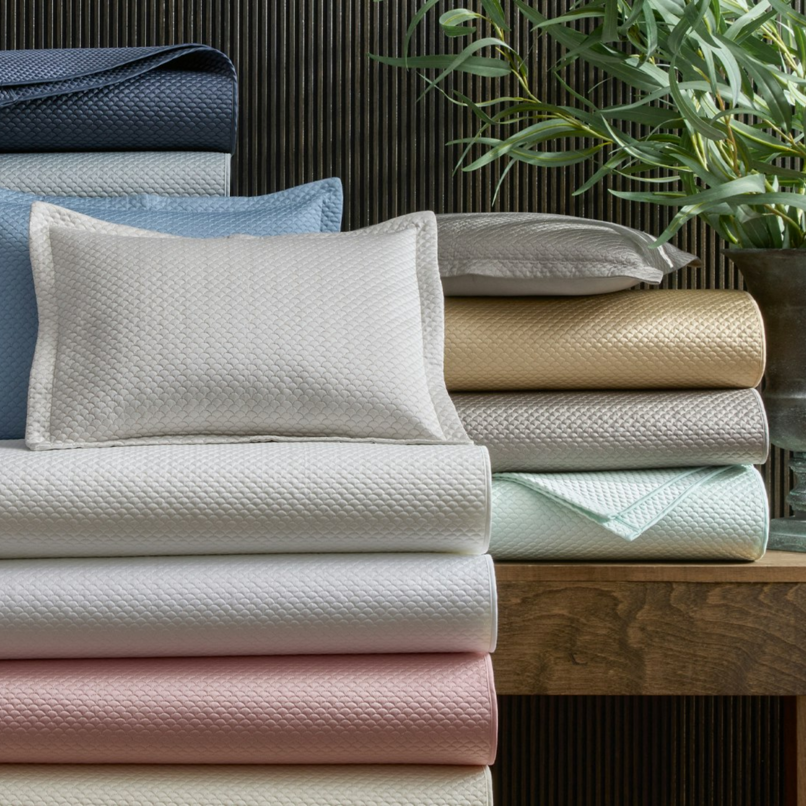 Matouk Matouk Alba Quilted Euro Sham White