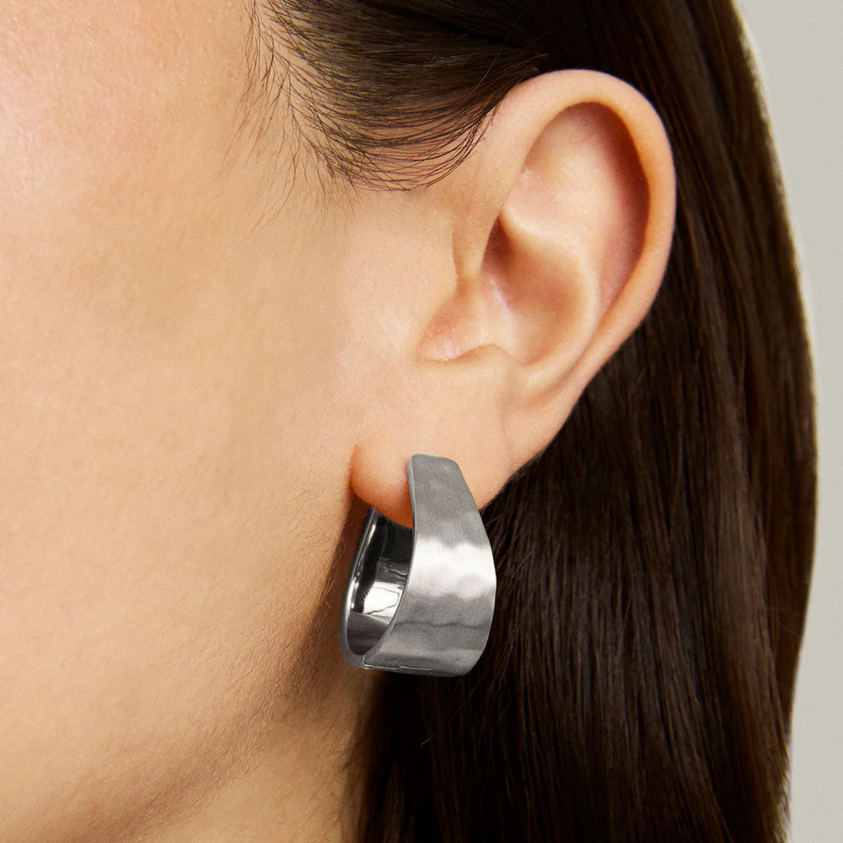 Mara Hinged  Hoops