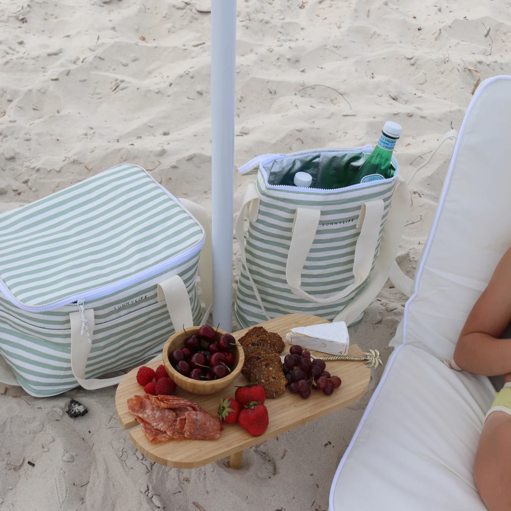 SunnyLife Light Cooler Drinks Bag Sea Sage Stripe