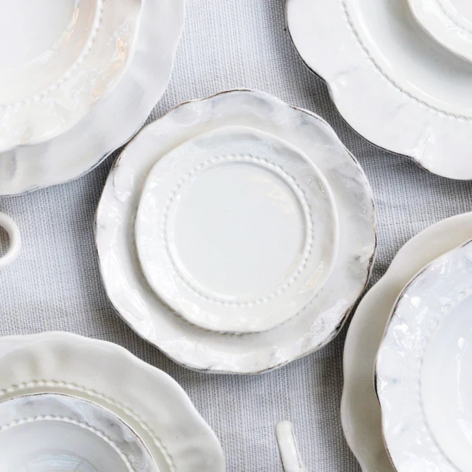 Vietri Giorno White Dinner Plate