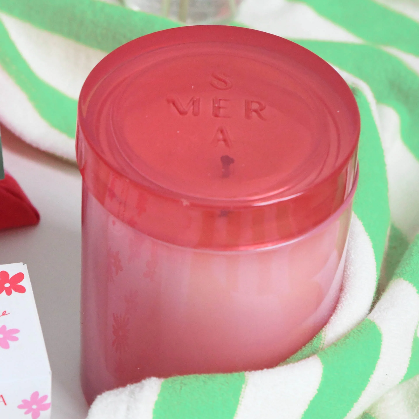 Jolie Jar Candle 11 oz  Cabana Flower