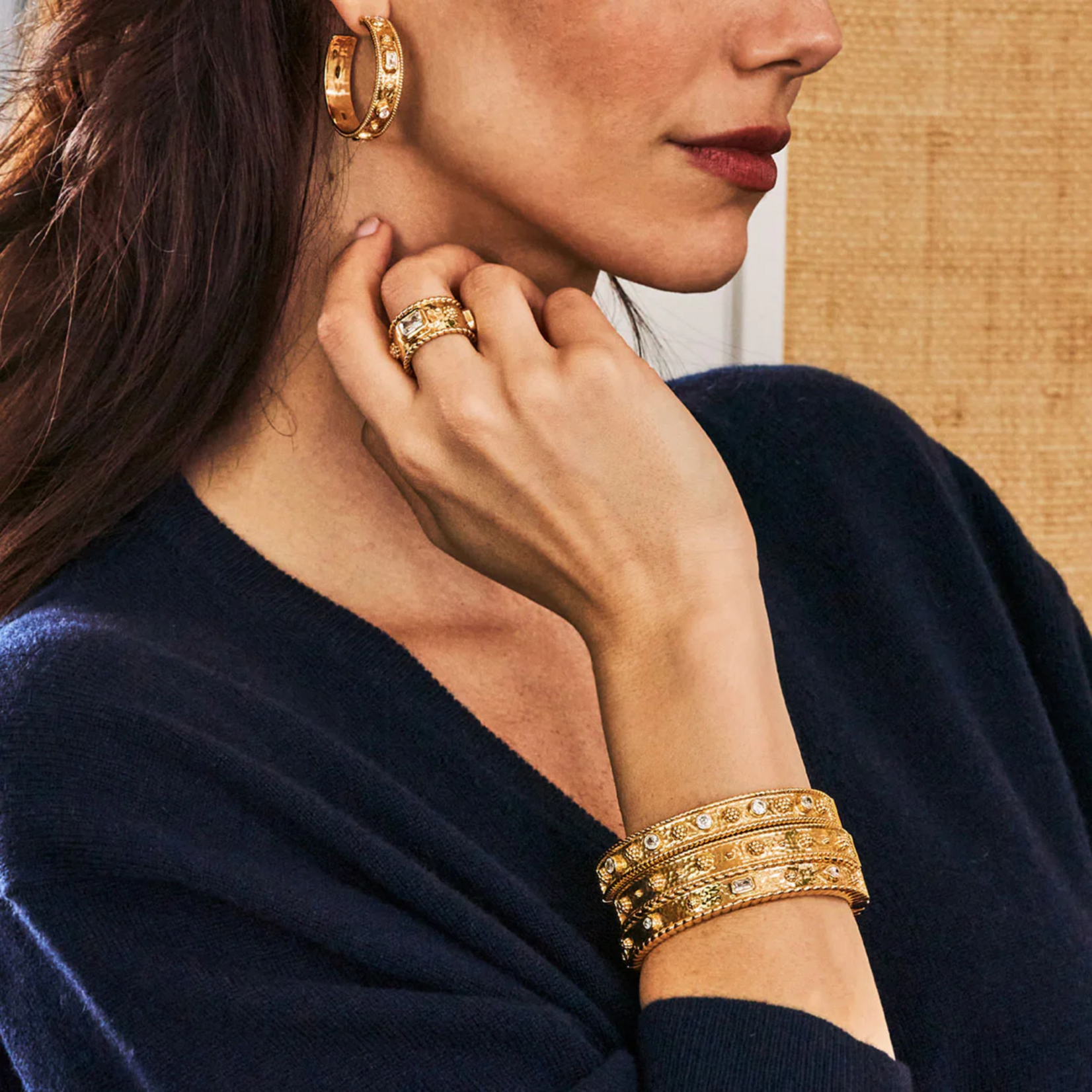 Juliska Berry Classic Hinged Bangle - Gold
