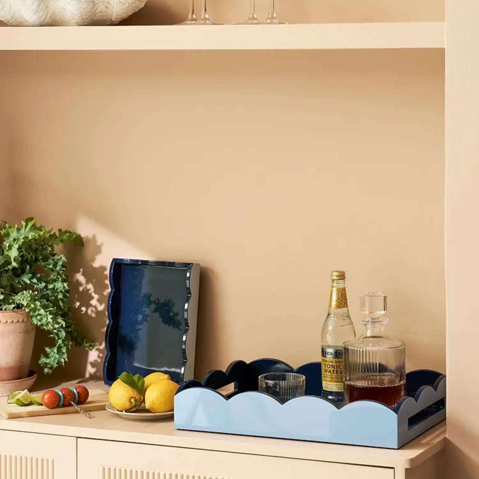 Addison Ross Medium Lacquered Scallop Two-Tone Tray