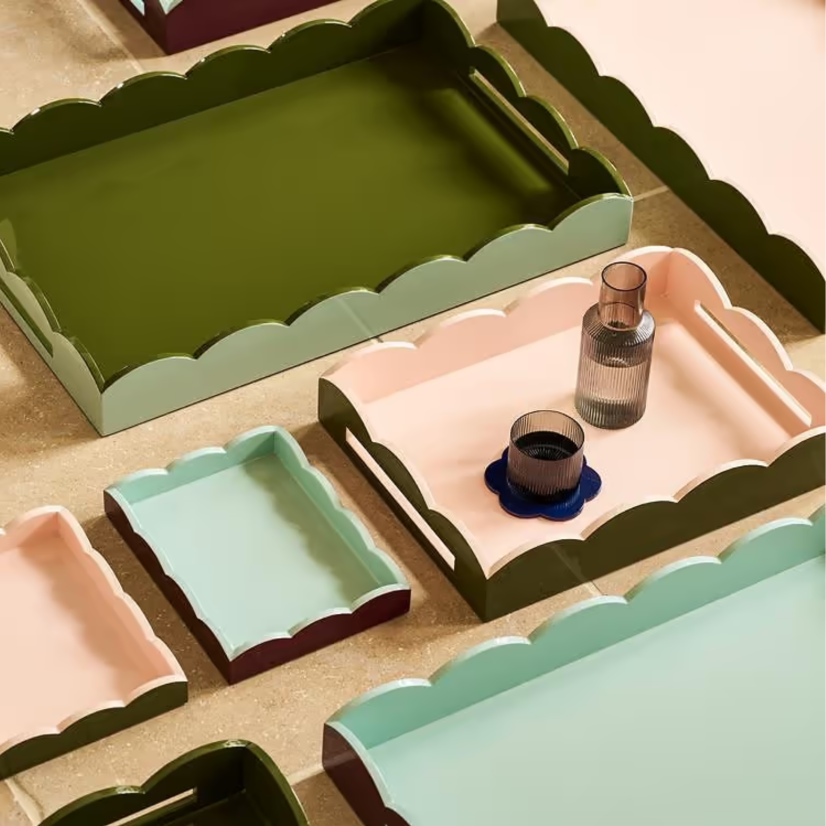 Addison Ross Medium Lacquered Scallop Two-Tone Tray
