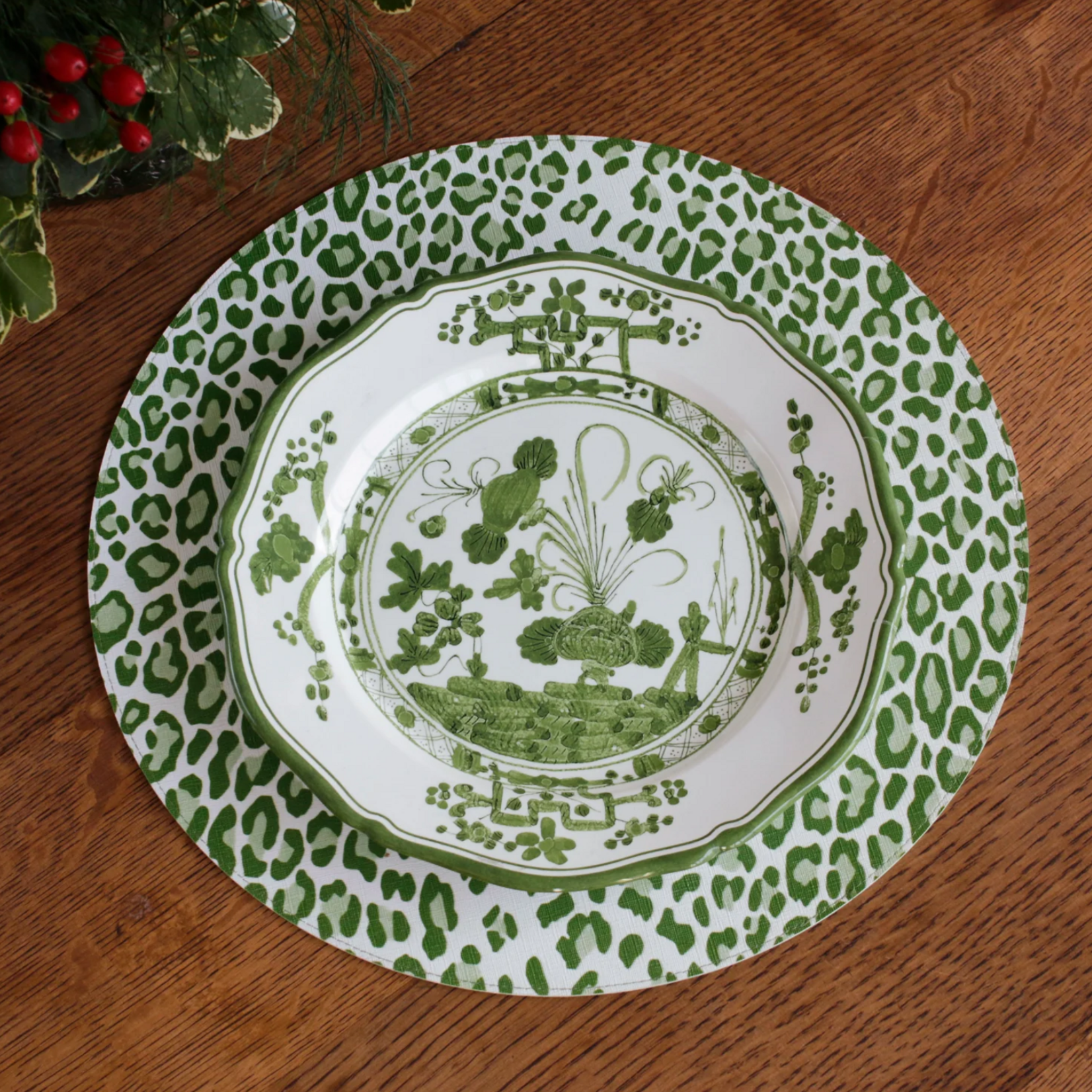 Beatriz Ball Vida Faenza Plates White & Green Set of Four