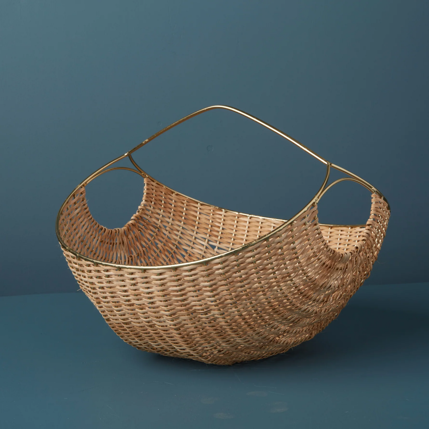 BH  Rowan Rocking Basket