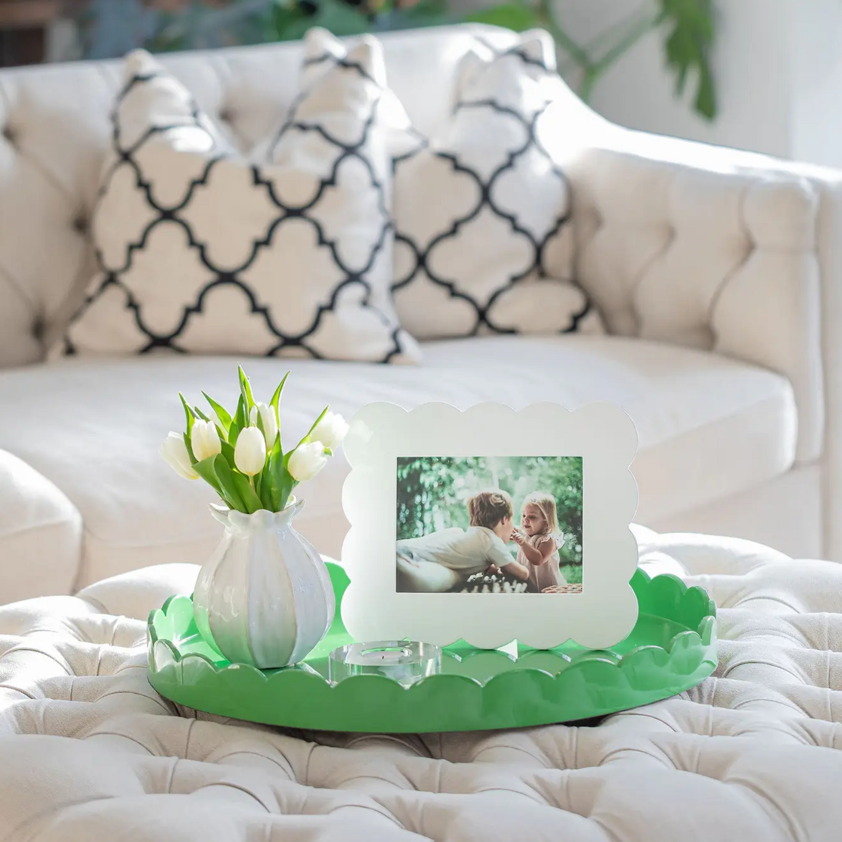 Addison Ross Addison Ross  Scalloped Tray Leaf 20x20