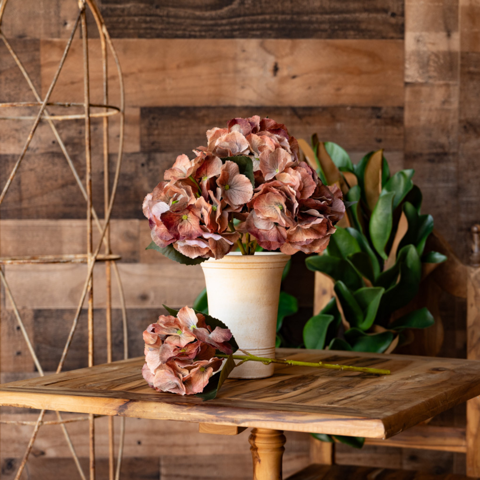 Real Touch Hydrangea - Gold Honey