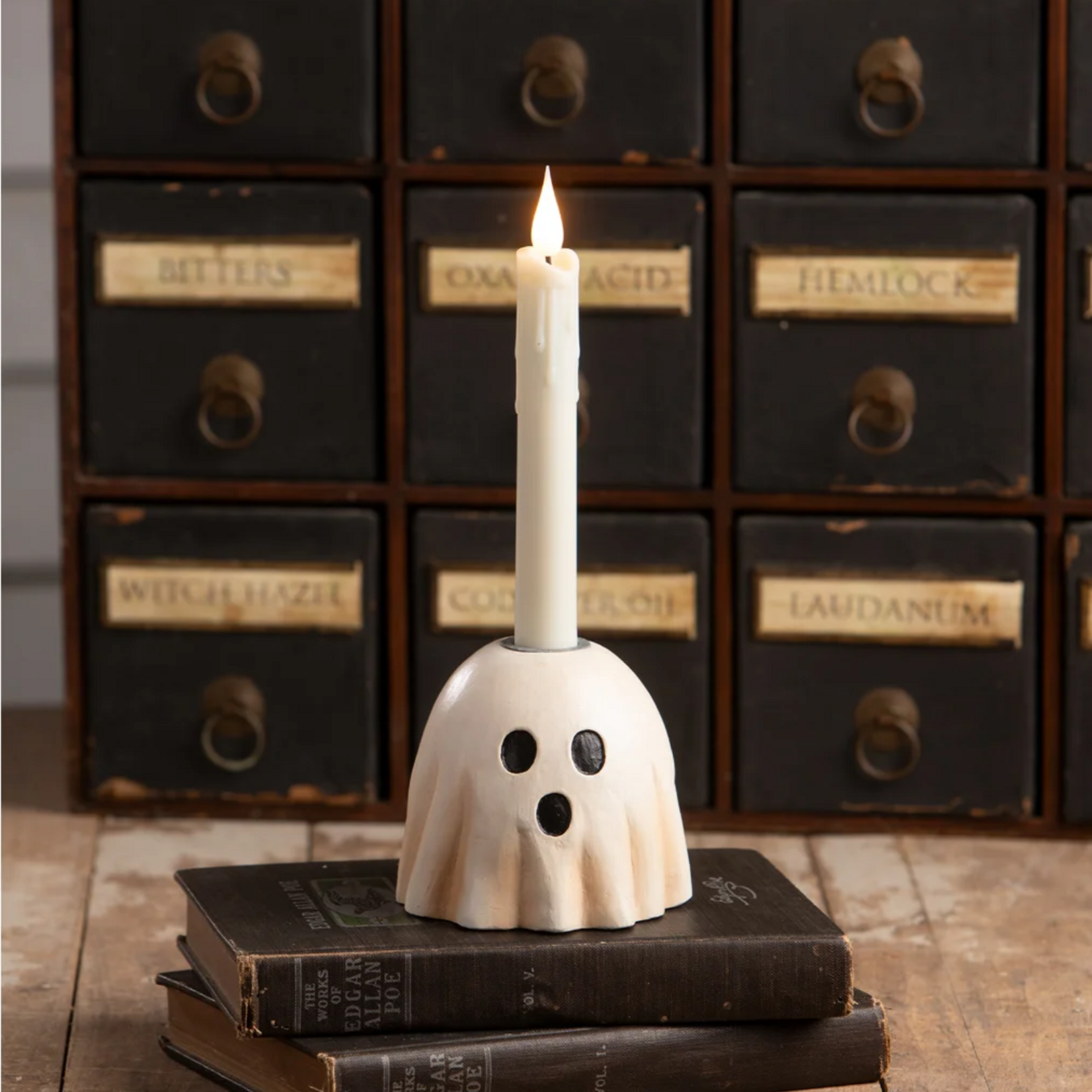 Bethany Lowe Designs Surprised Ghost Candlestick