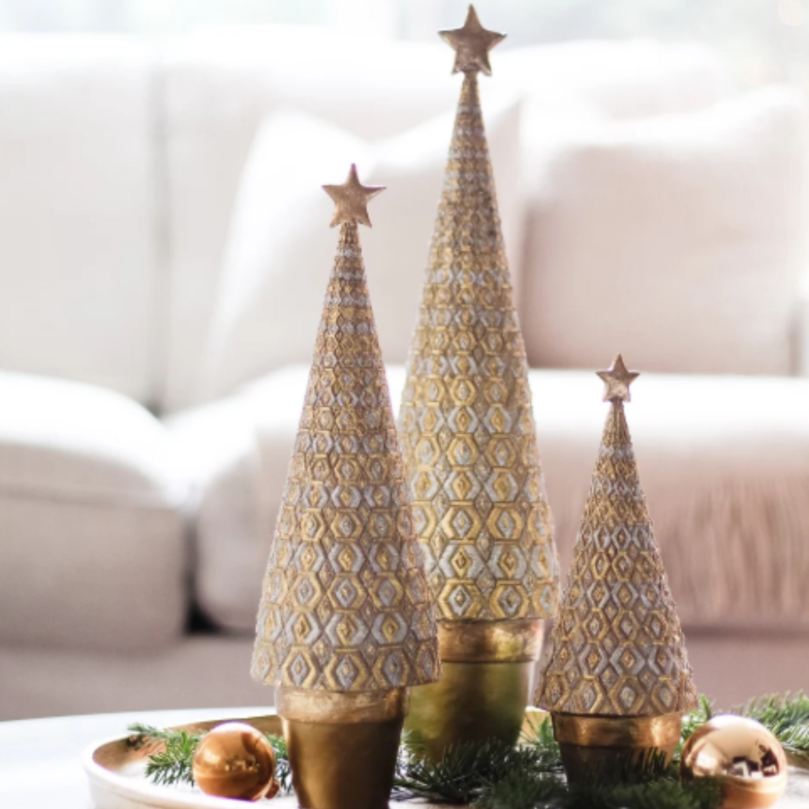 13 " Oriente Cone Tree - Dark Champagne