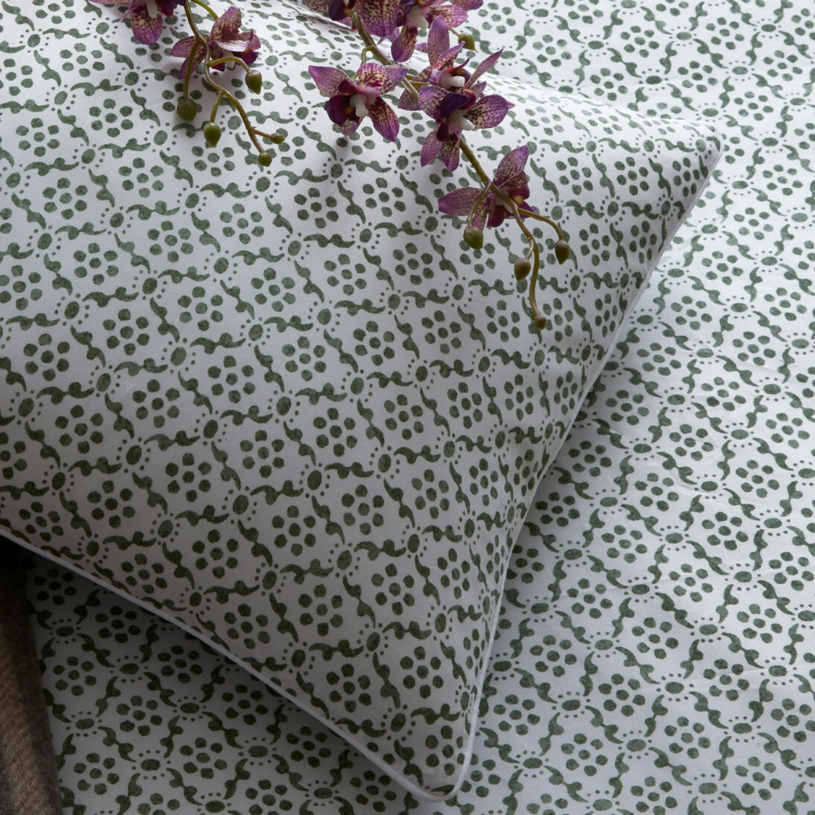 Matouk Matouk Laksha Full/Queen Duvet Cover - Moss