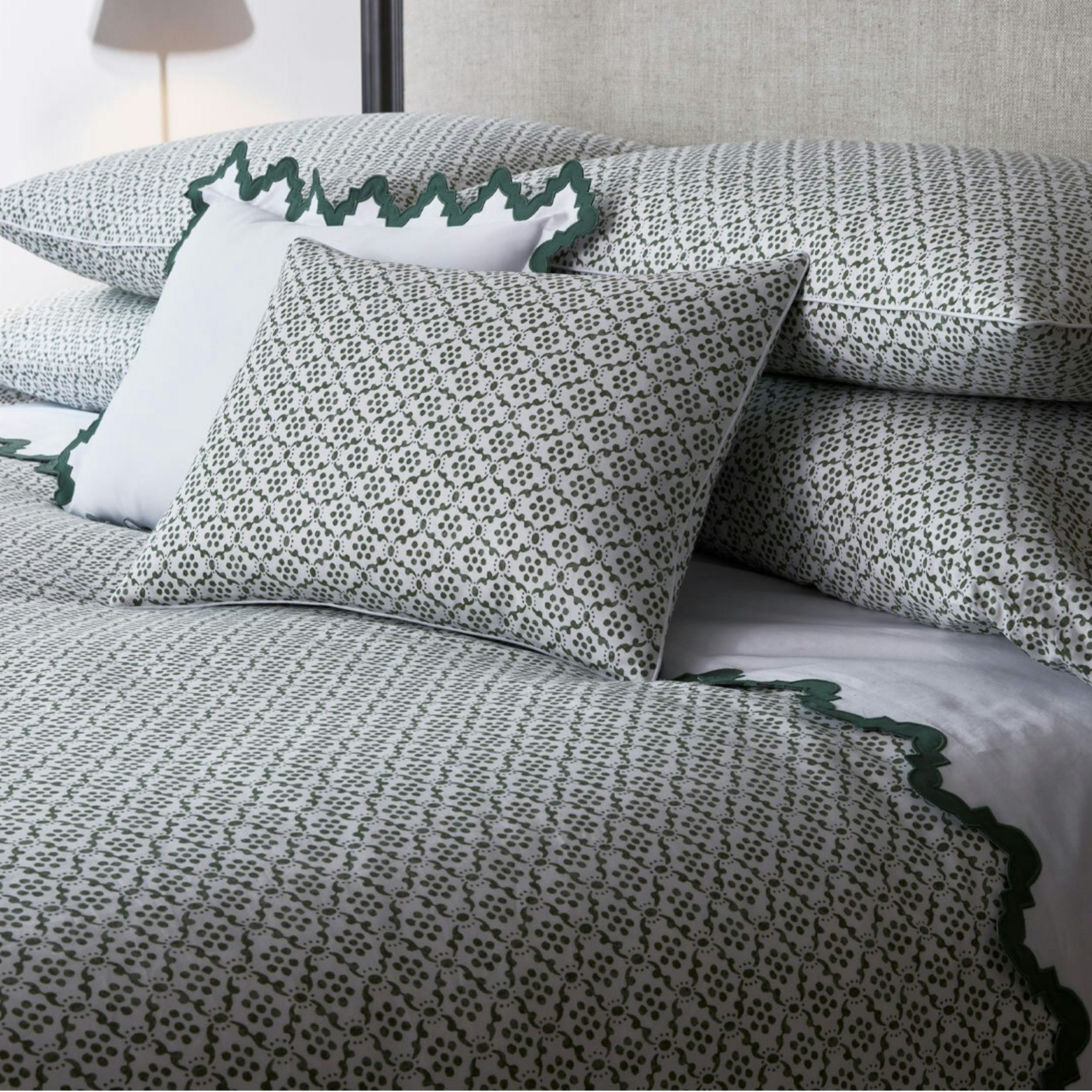 Matouk Matouk Laksha Full/Queen Duvet Cover - Moss