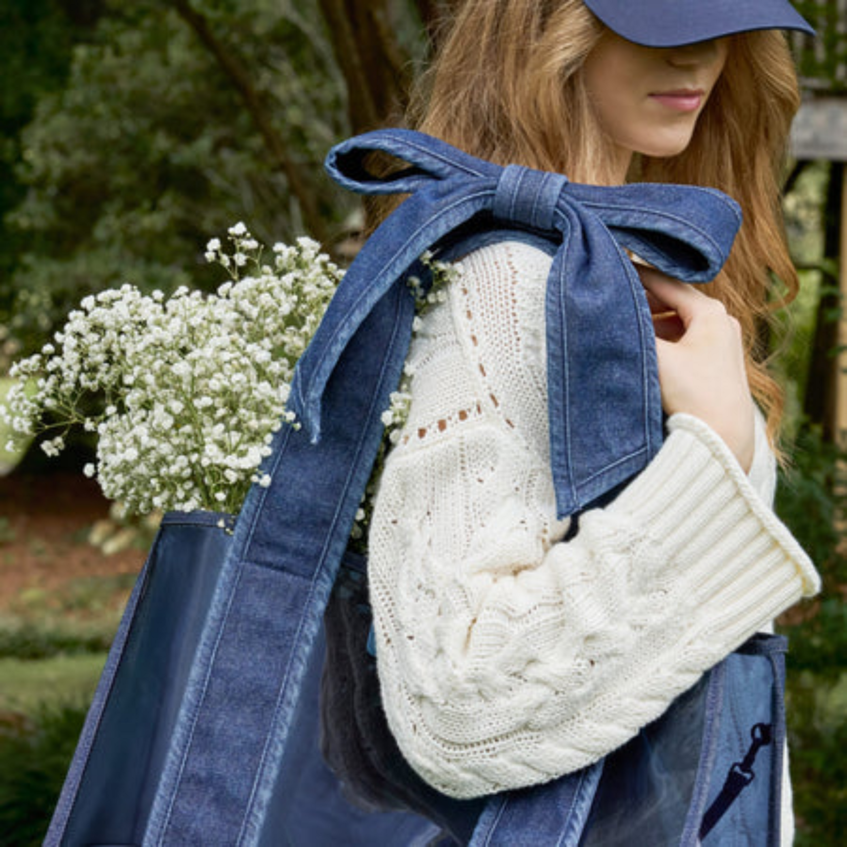 Case Mate Jelly Tote with Phone Pouch Denim Bow