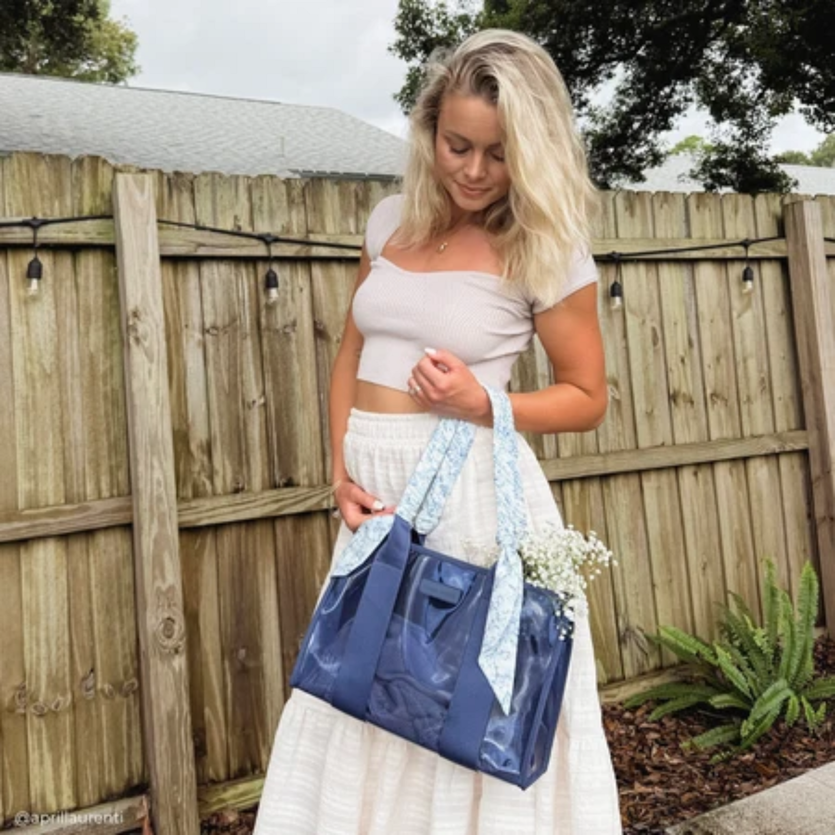 Case Mate Jelly Tote Medium Tote with Phone Pouch Navy Twilly