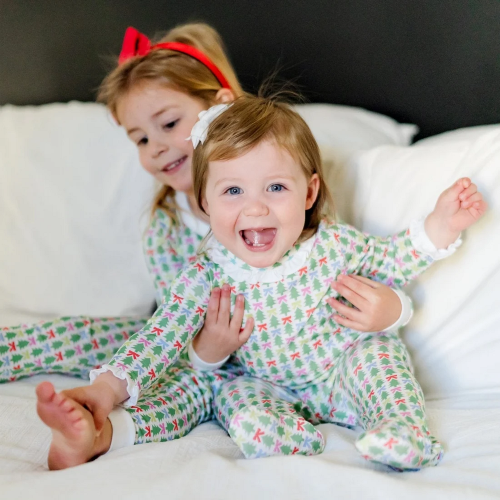 Lila + hayes Lucy Girls Romper - Tree Topper Bows