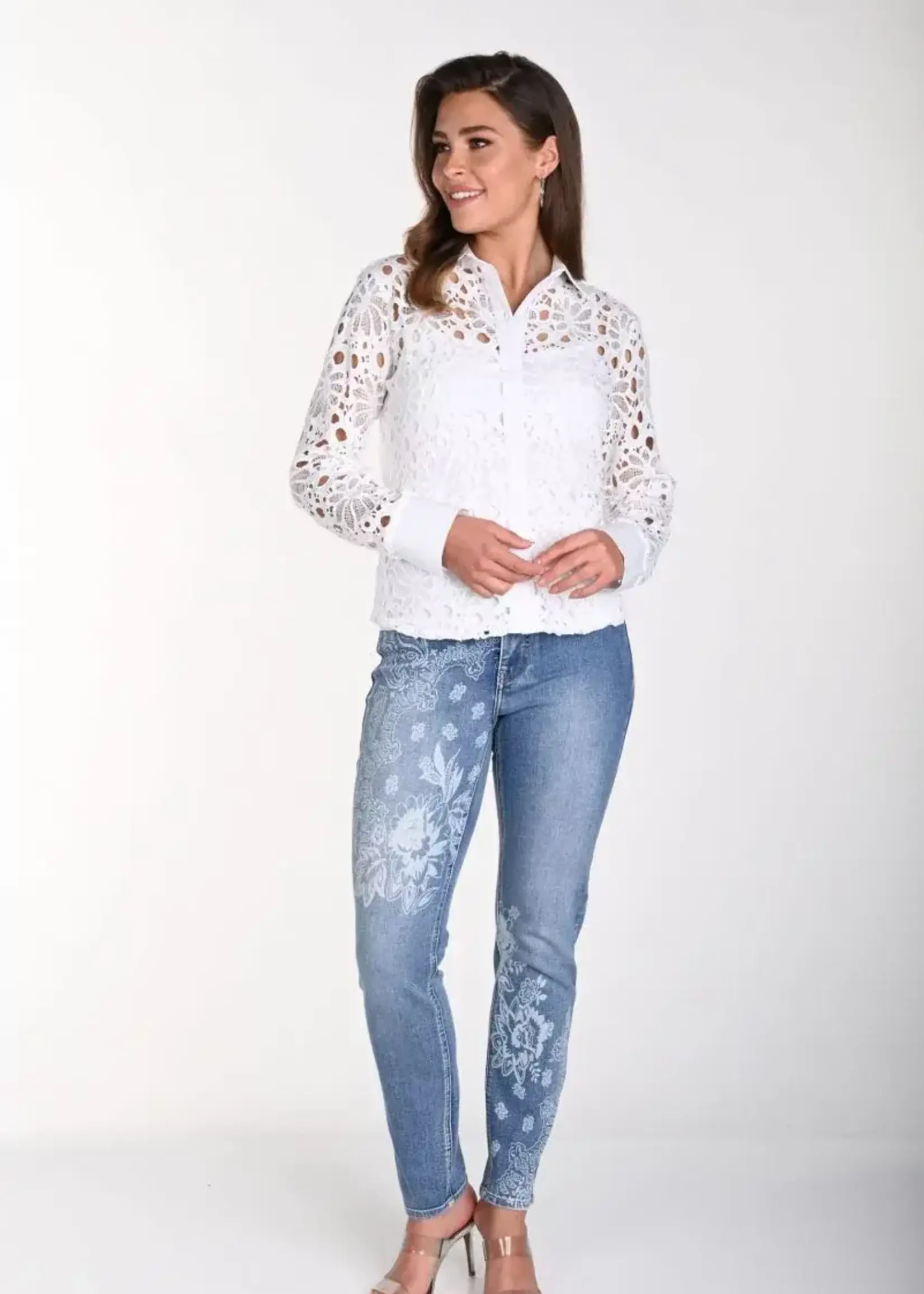 Frank Lyman Sequin lace print jean