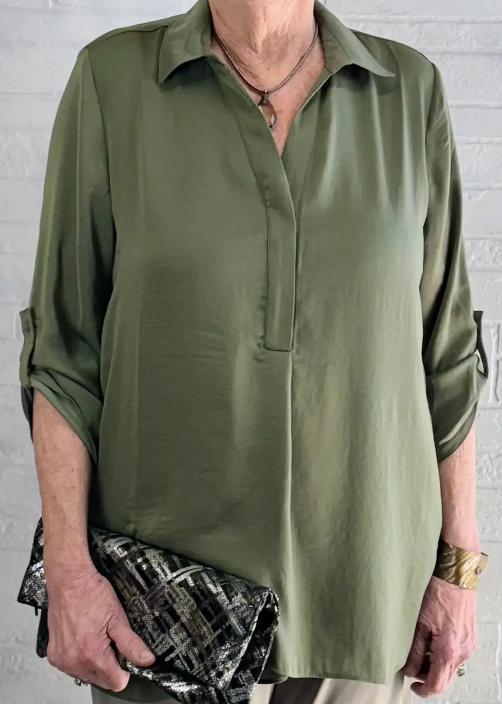 Renuar Collared rolled sleeve blouse