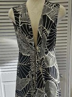 Frank Lyman Sleeveless printed cover-up
