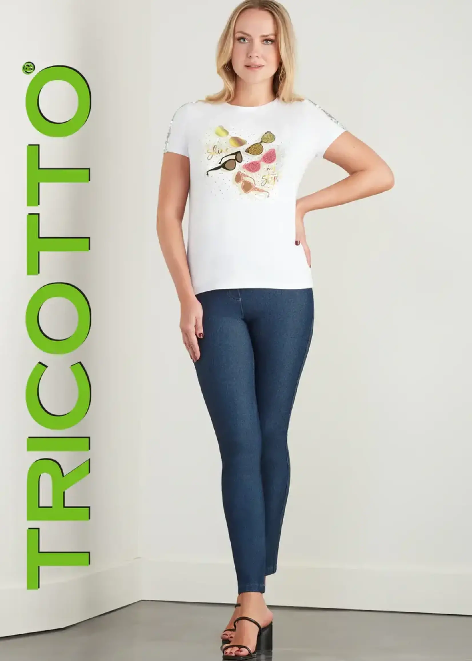 Tricotto Sunglass print t-shirt