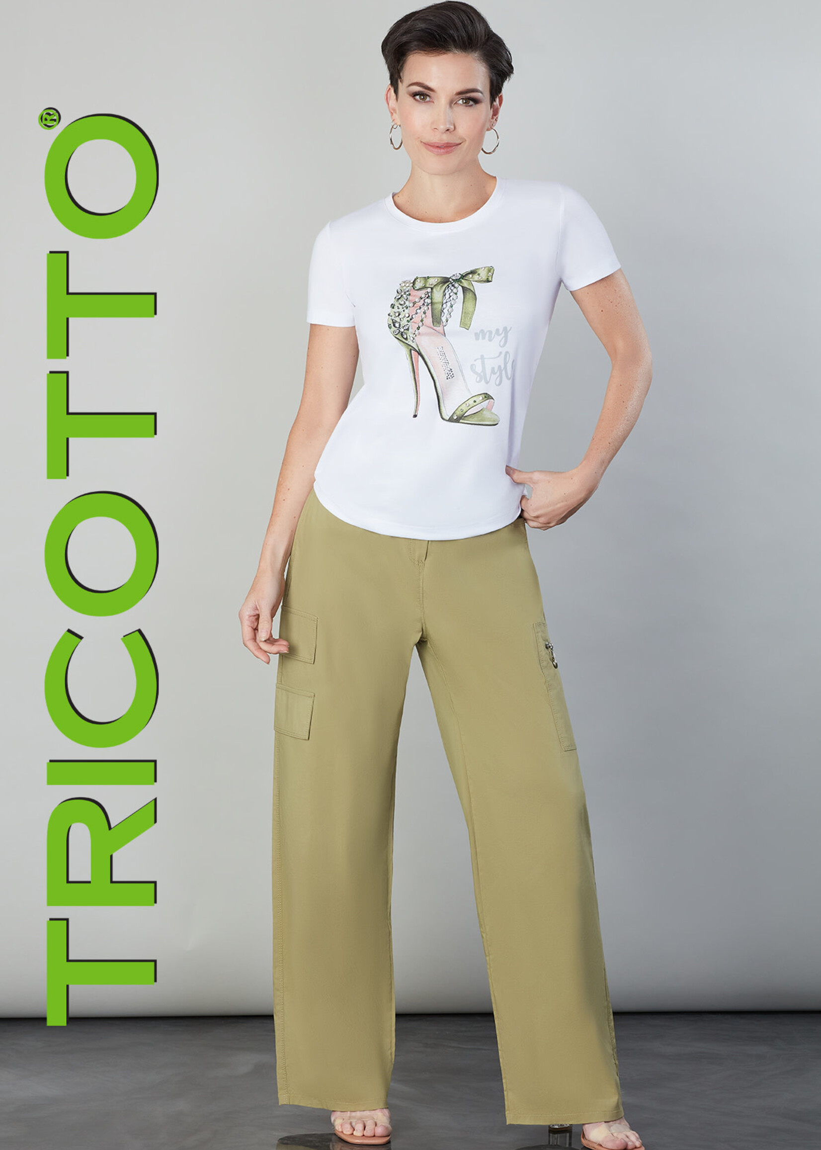 Tricotto Embellished fashion heel t-shirt