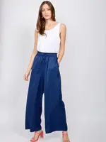 Emproved Wide- leg flowy pant