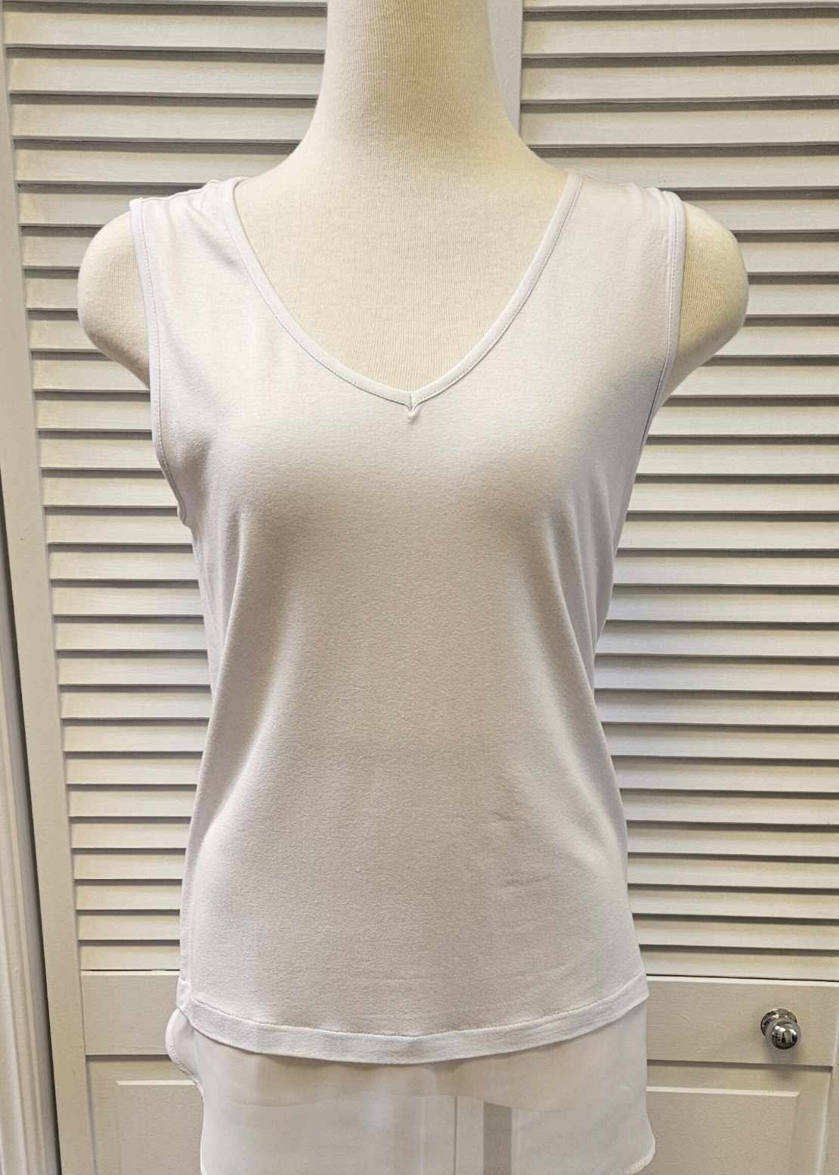 Tricotto Mesh hem v-neck cami