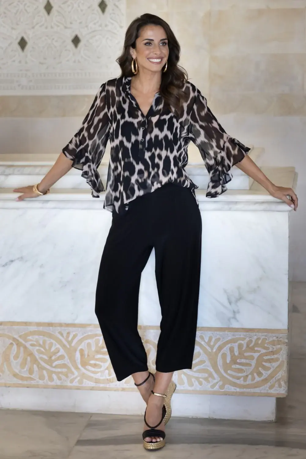 Frank Lyman Navy Bell Sleeve Top Style 234126U