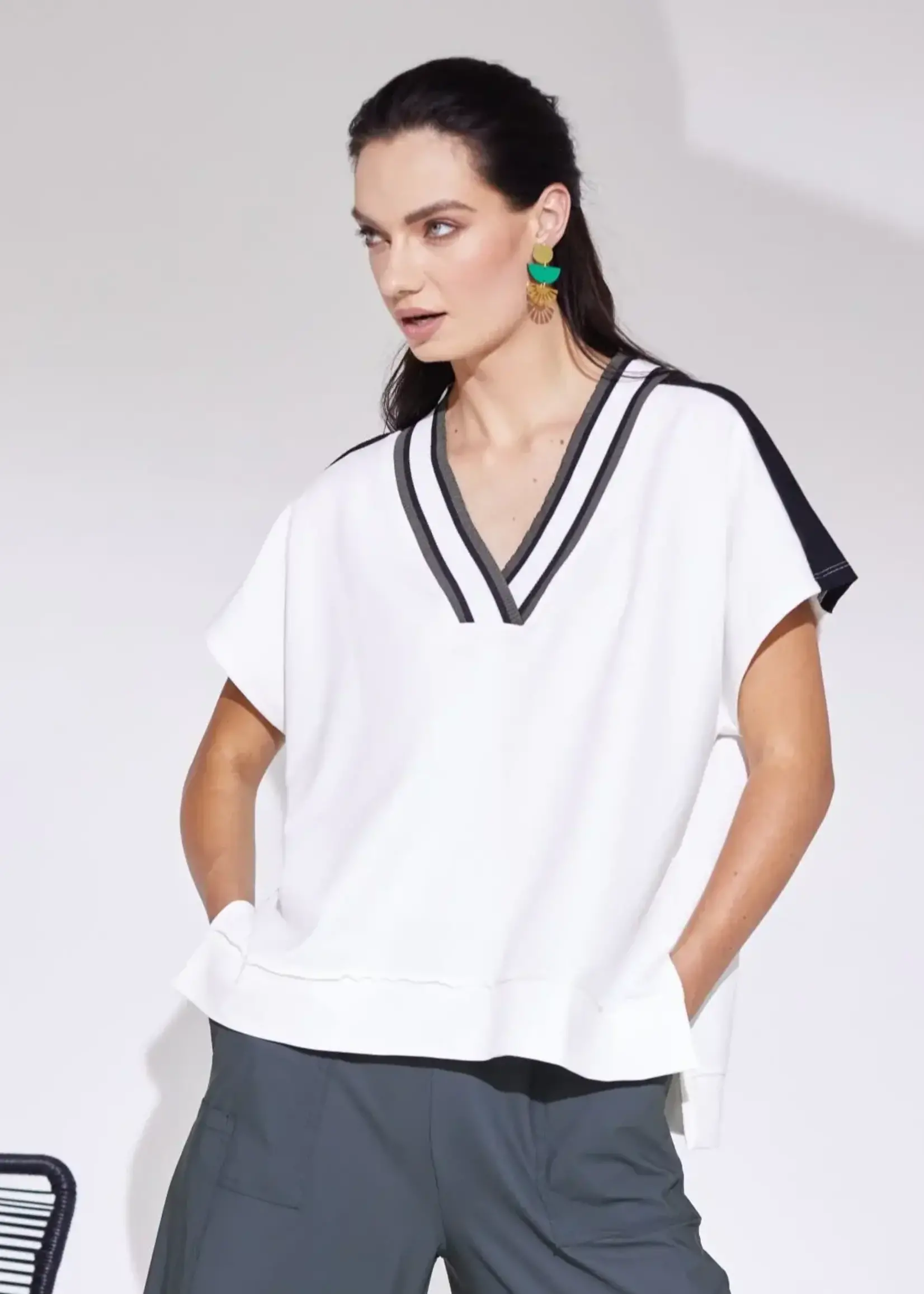 NAYA Jersey v-neck t-shirt