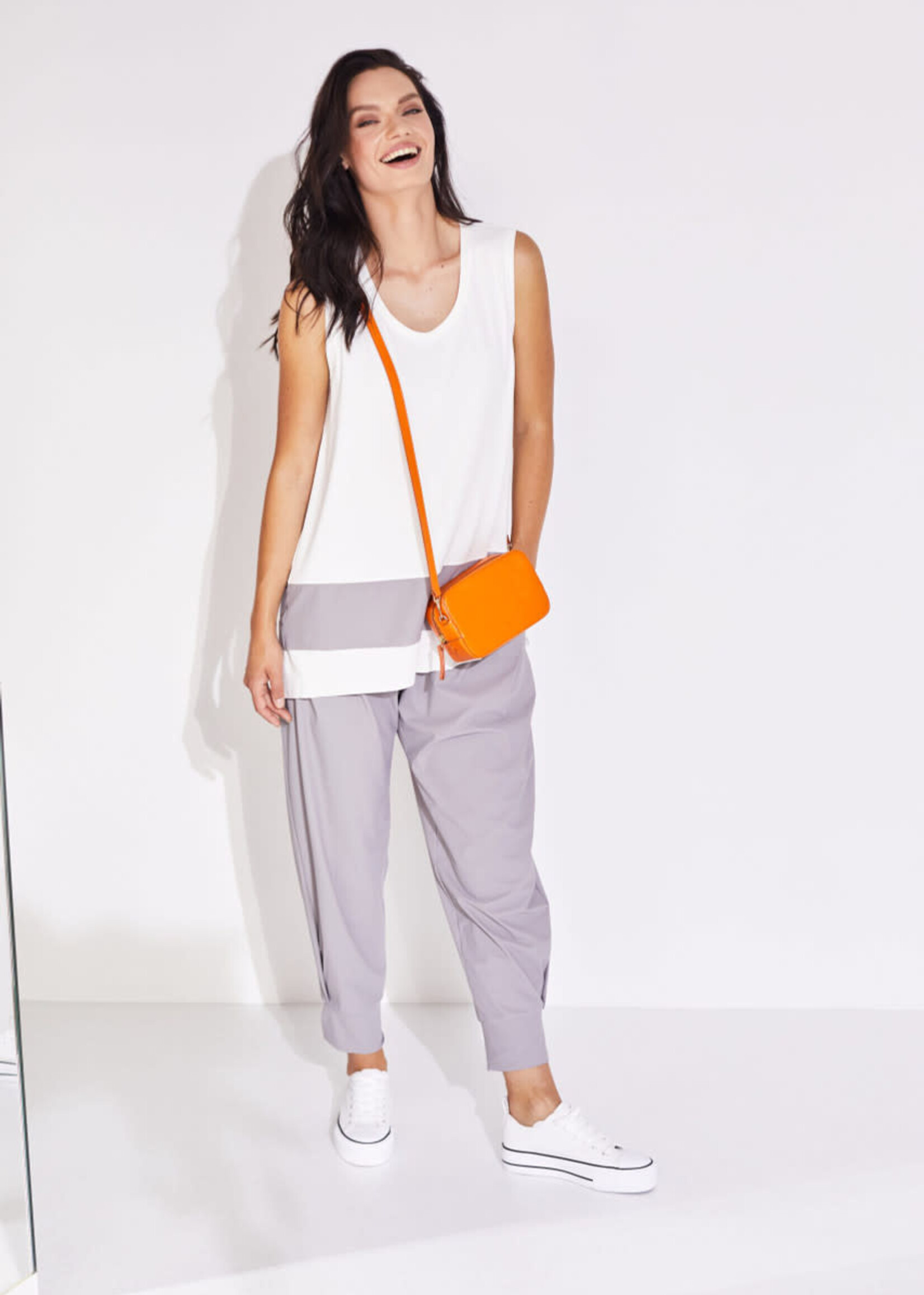 NAYA The tuck trouser